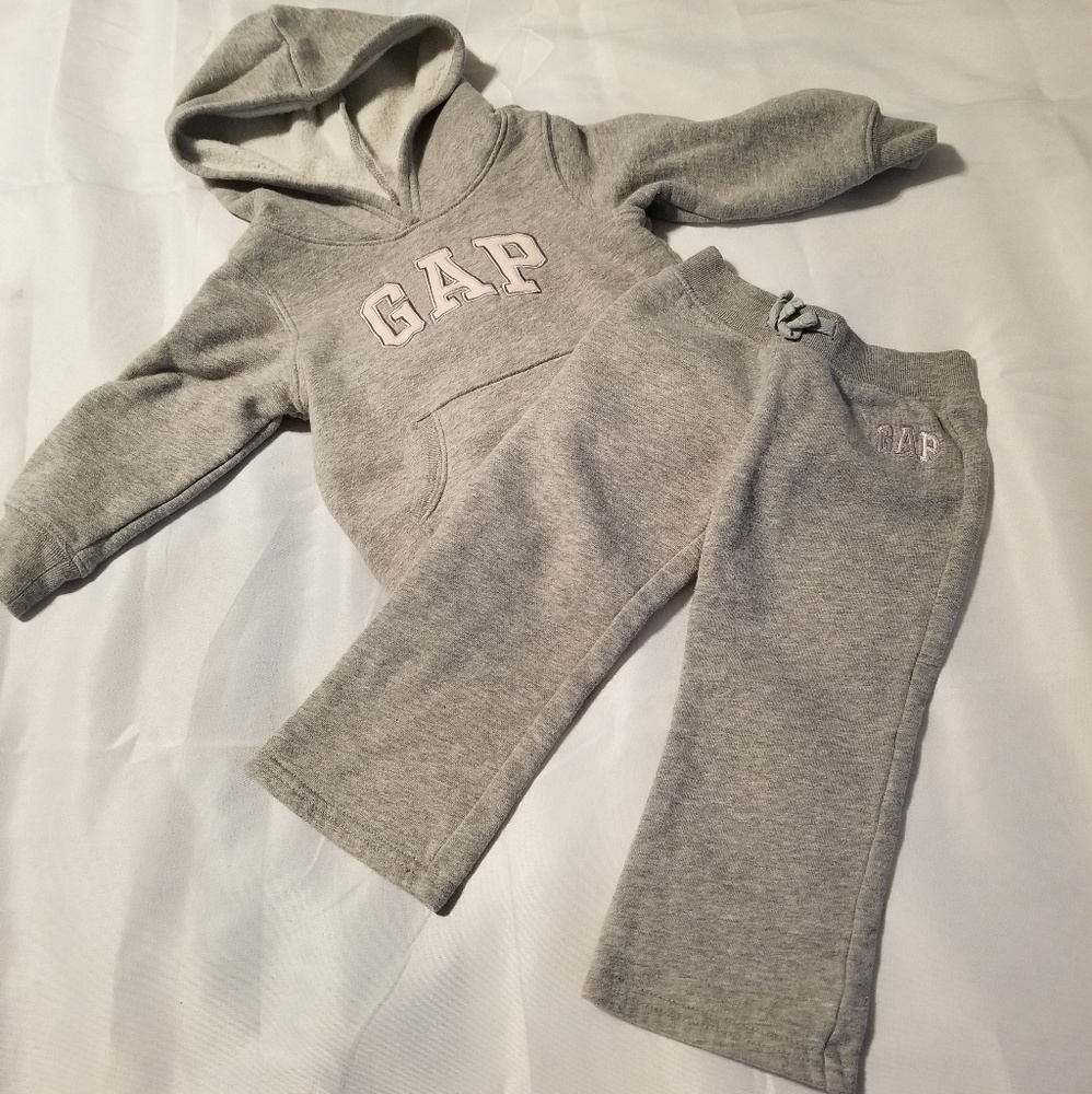 Toddler Gap sweat suit